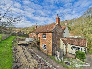 Rear- click for photo gallery